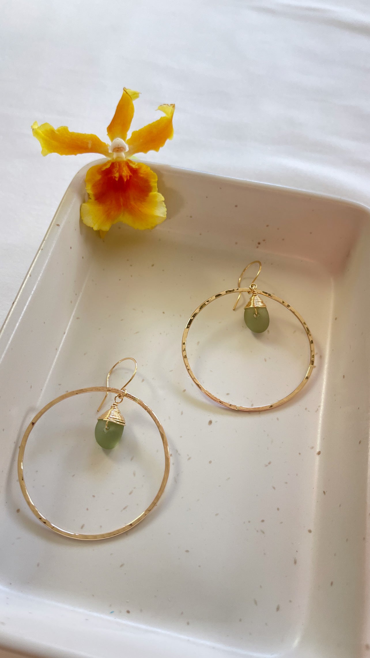 Glass hoops