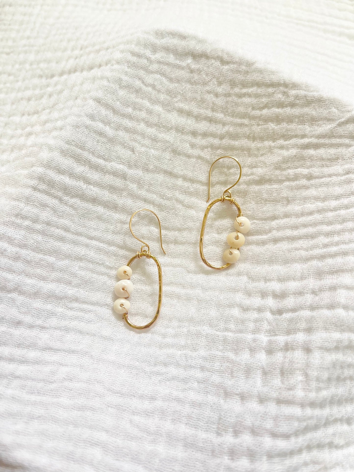 Mini oval hoops w puka shells