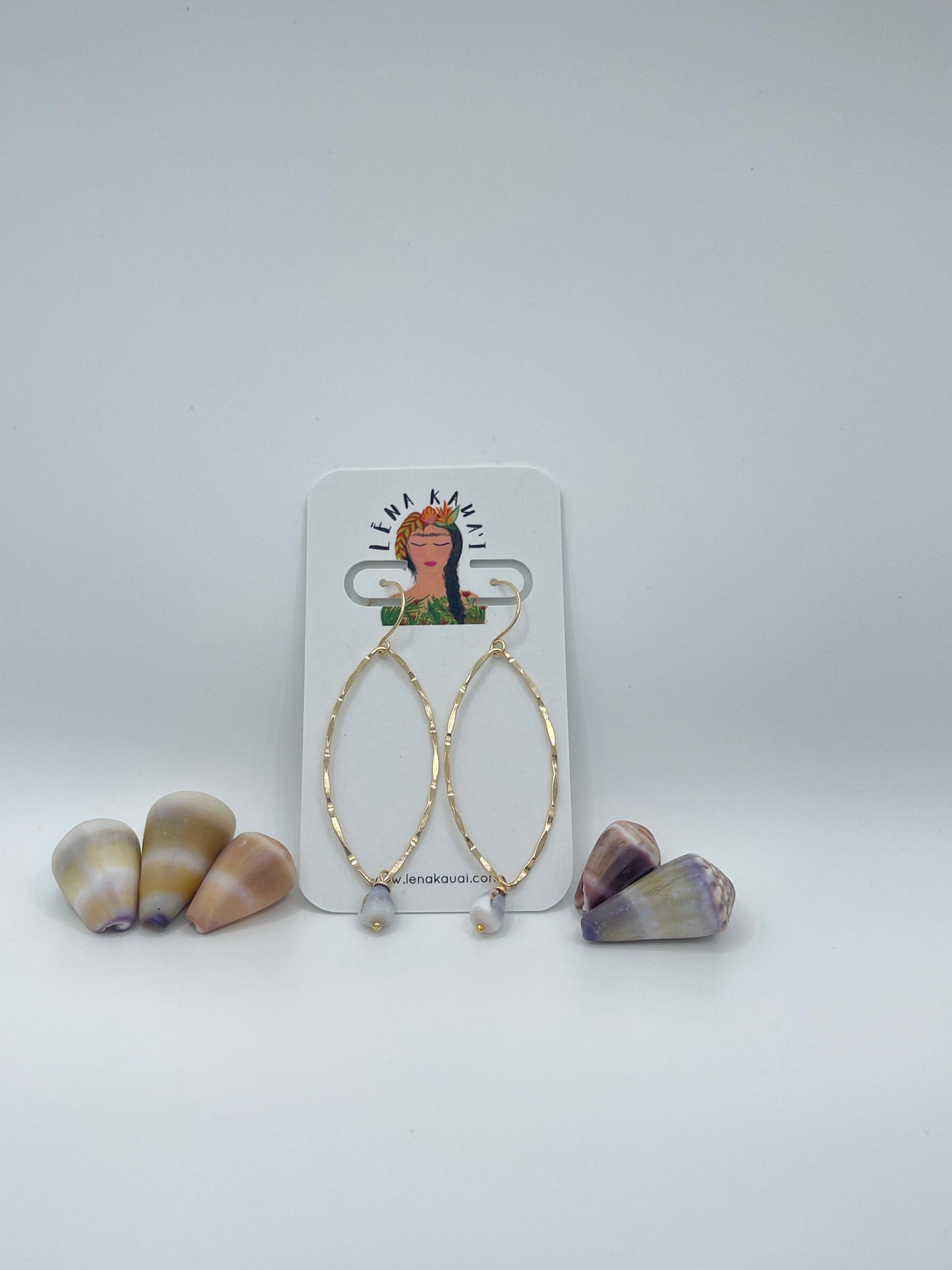 Mini cone shell teardrop hoops